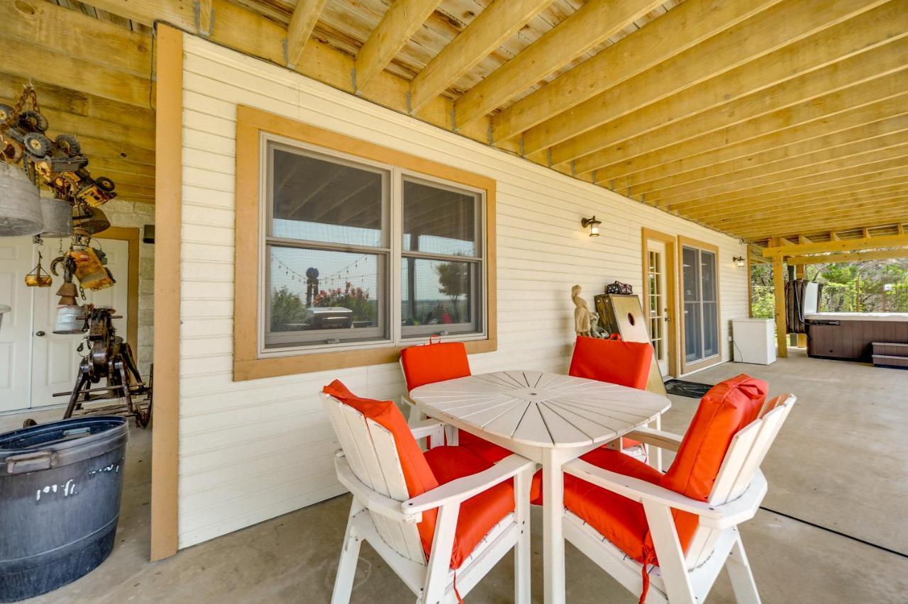فيلا Fredericksburg Retreat With Private Hot Tub And Patio! المظهر الخارجي الصورة
