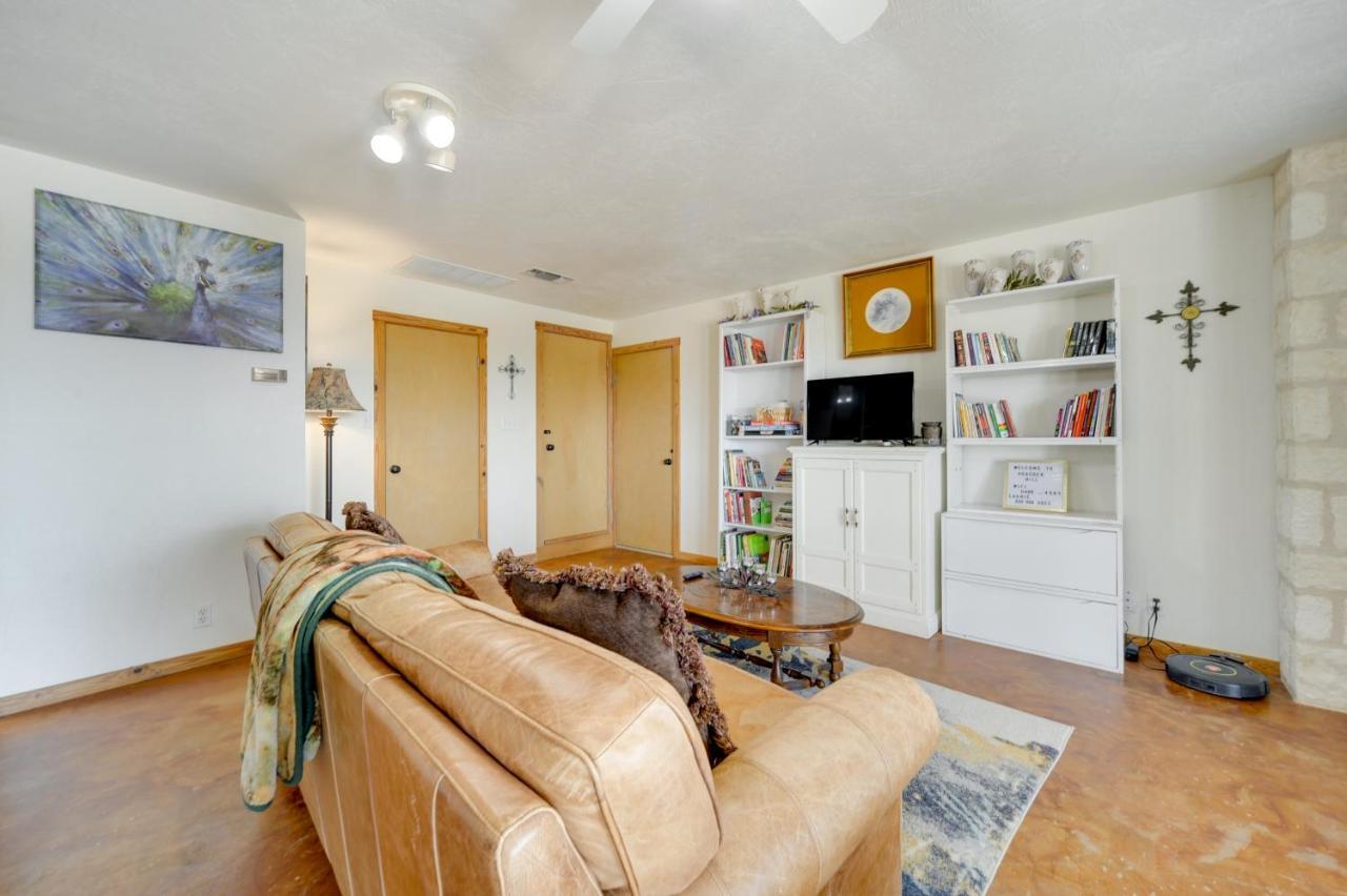فيلا Fredericksburg Retreat With Private Hot Tub And Patio! المظهر الخارجي الصورة