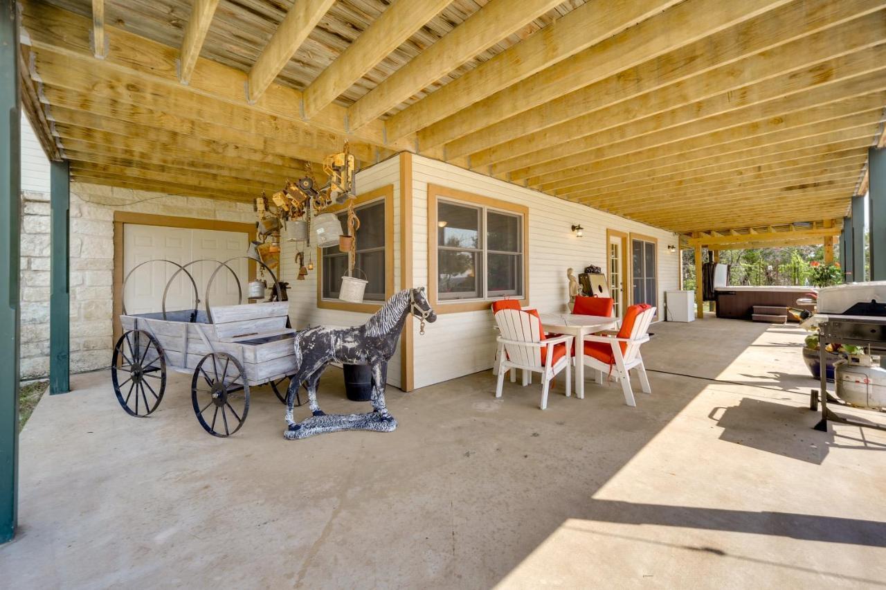 فيلا Fredericksburg Retreat With Private Hot Tub And Patio! المظهر الخارجي الصورة